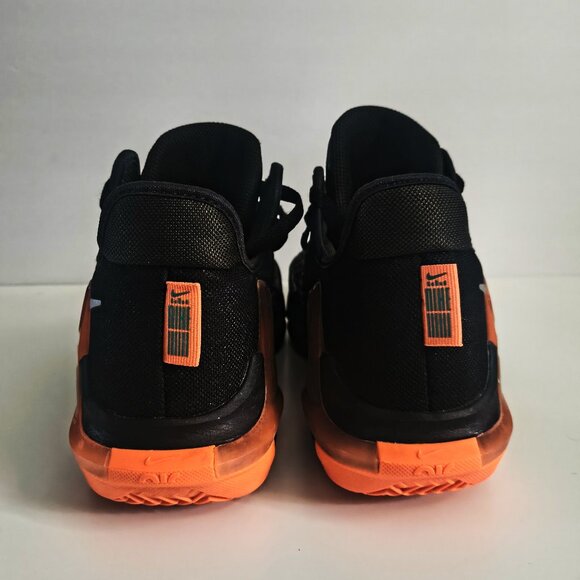 Nike LeBron Witness 6 Basketball Shoes Mens main image 2